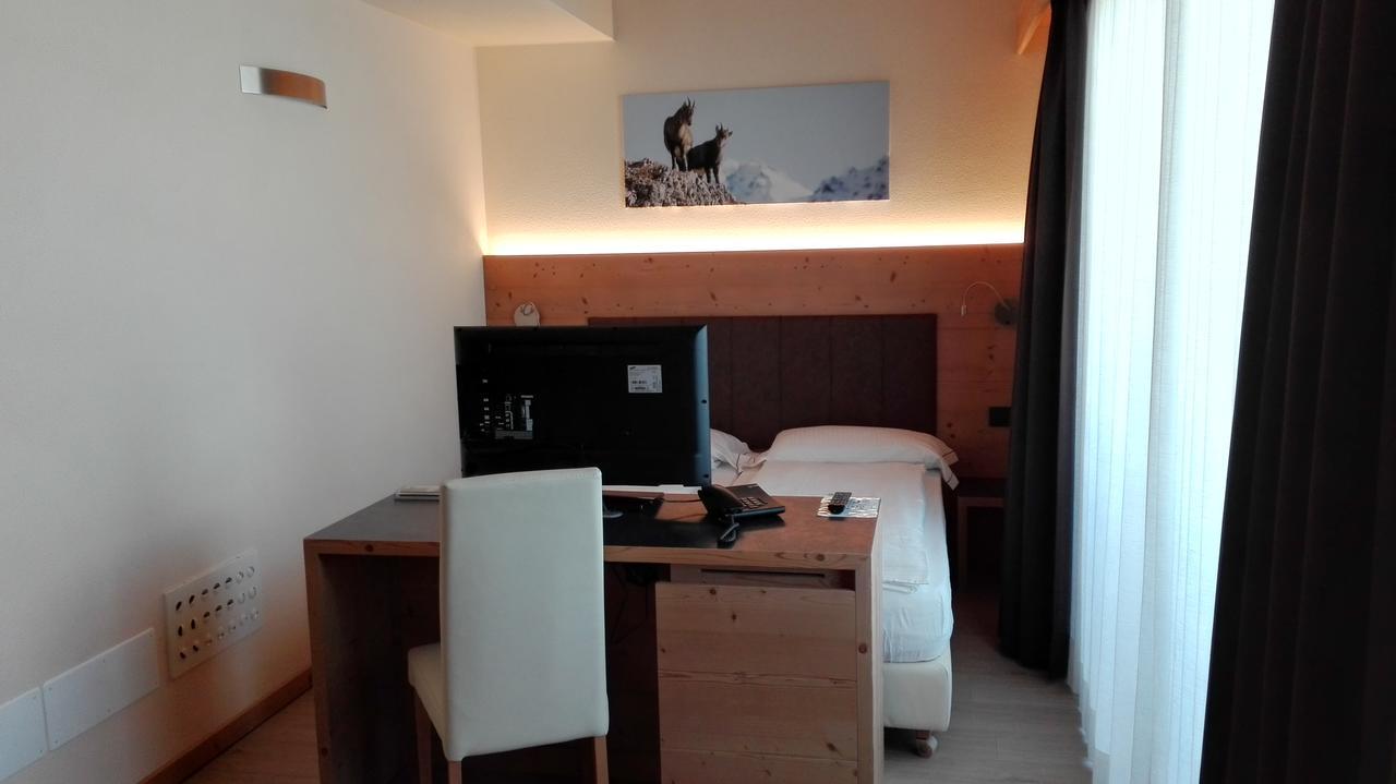 Hotel Silvestri Livigno Exterior photo